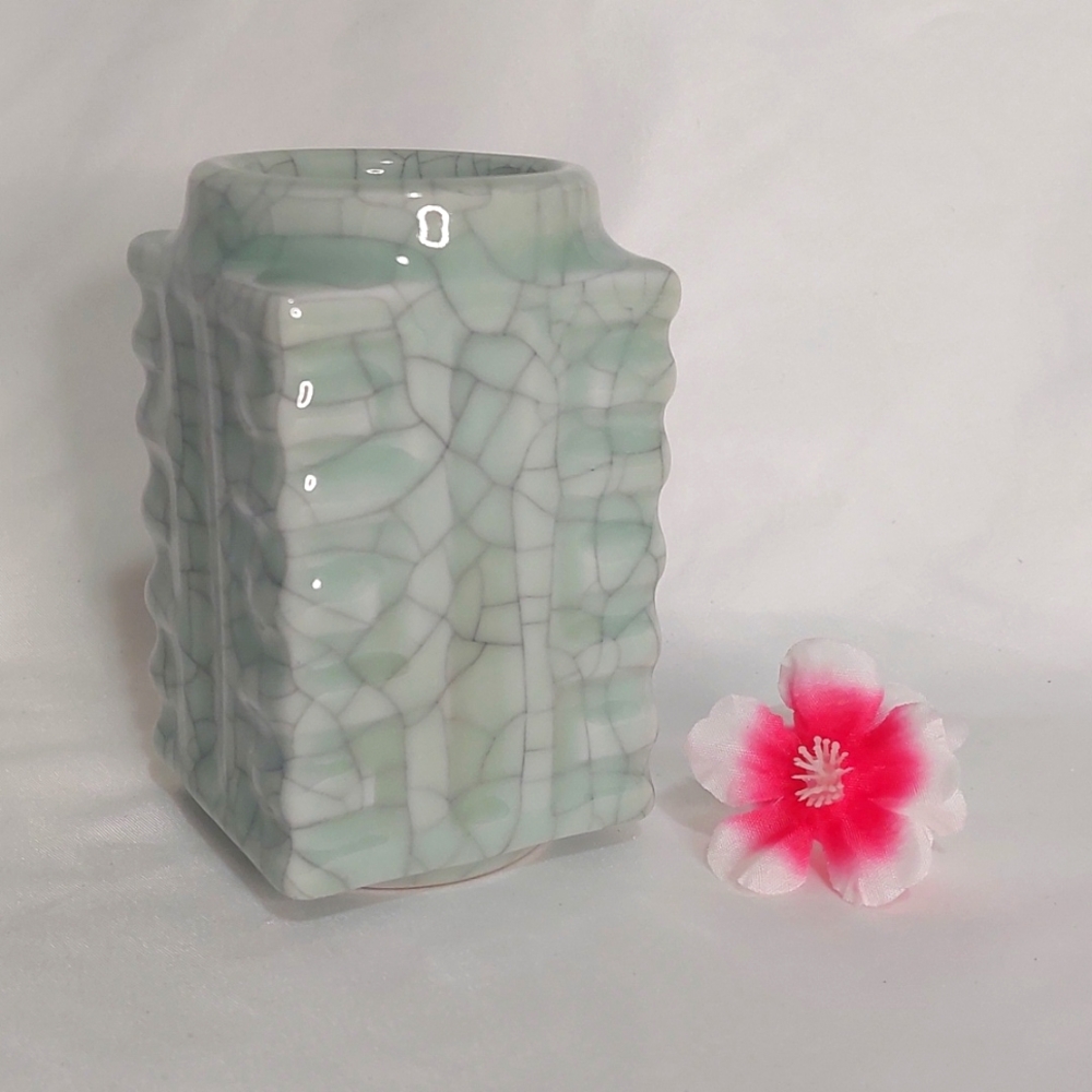Chinese Celadon Glazed Vase